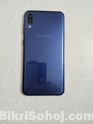 Samsung M10